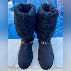 G by GUESS BOOTS  —  BLACK VEGAN SUEDE — UGG LOOK